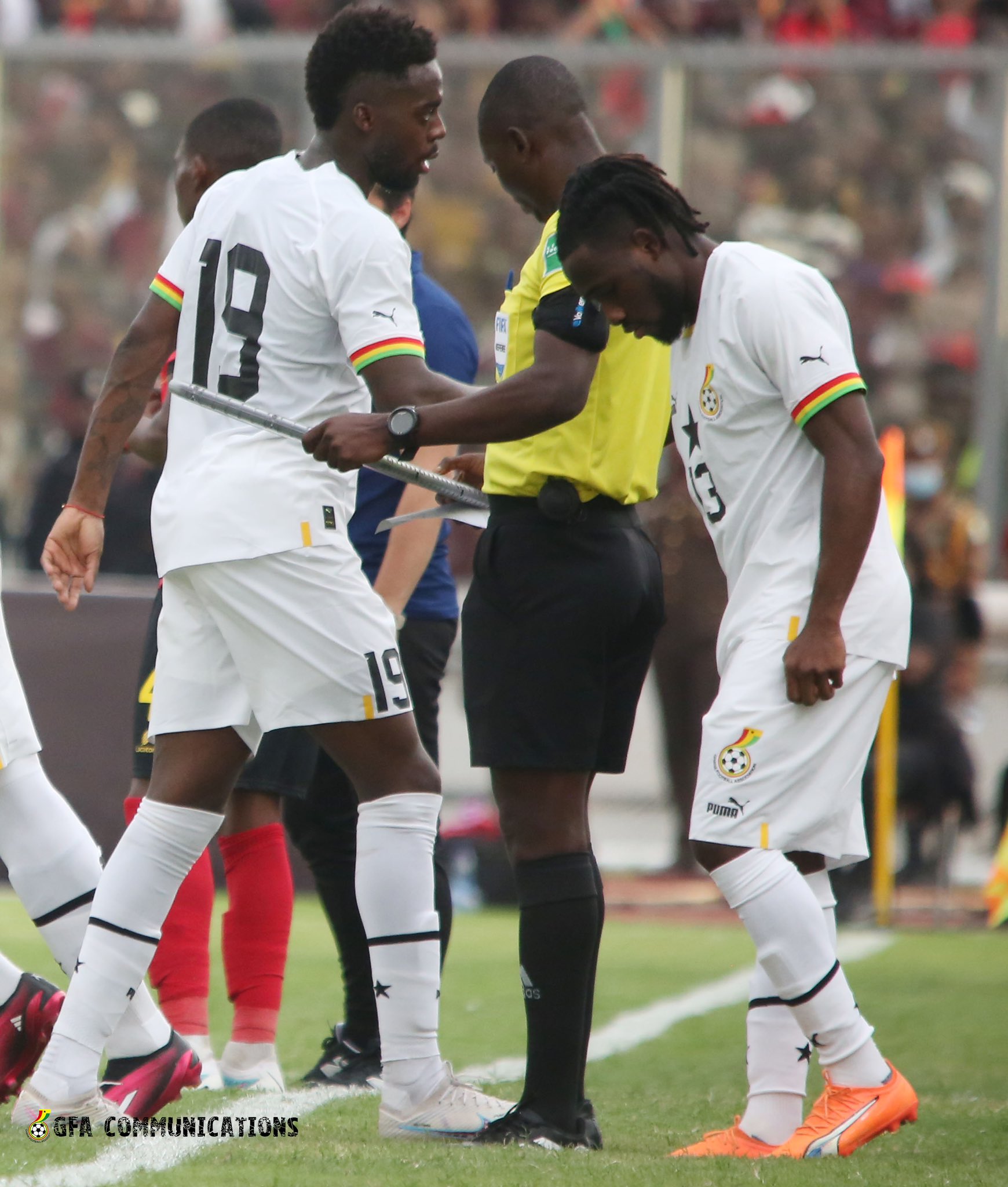 Asamoah Gyan reacts to Inaki Williams’ goal drought