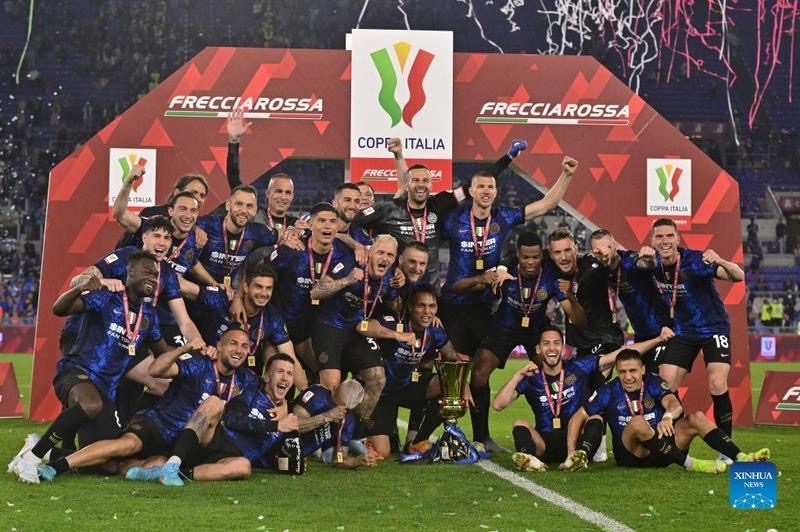 INTER MILAN WIN COPA ITALIA AFTER LAUTARO HIT BRACE