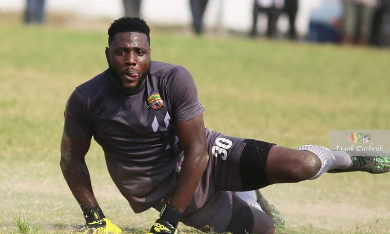 Goalkeeper Richard Attah must not keep Hearts of Oak’s goal post